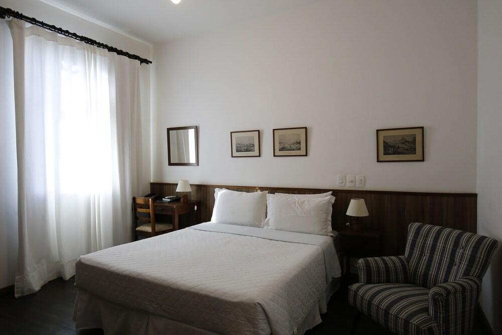 Voa Hotel Uniao 卡尚布 外观 照片